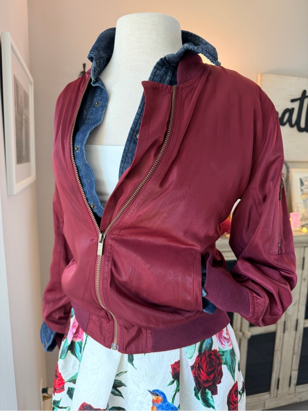 Burgundy Wine Bomber Jacket Medium MA-1 Style Zip Sleeve Pocket